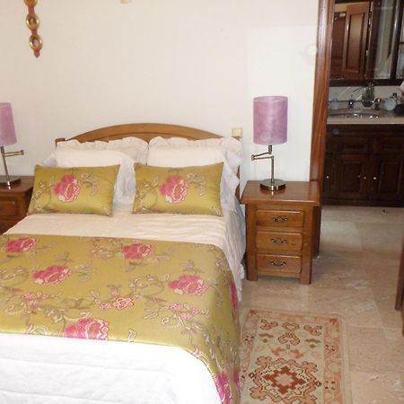 Casal Dos 5 Hotel Minde Bilik gambar